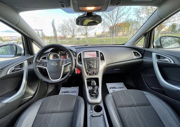 Opel Astra cena 29990 przebieg: 190000, rok produkcji 2012 z Milanówek małe 352